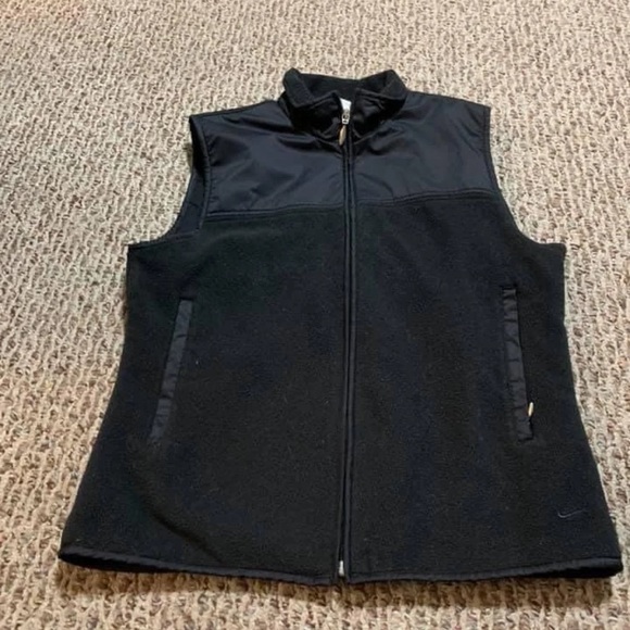 nike golf vest